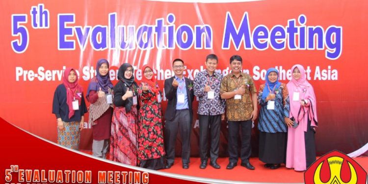 5th Evaluation Meeting: Pre-Service Student Teacher Exchange in Southeast Asia (SEA-Teacher)