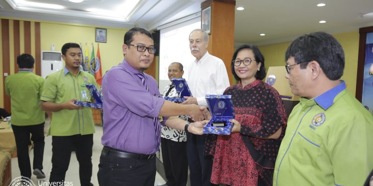 Kegiatan Seminar SiManTap Tahun 2018