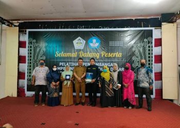 Rekognisi dosen dalam kegiatan pelatihan guru – guru di SMA Tarbiyah